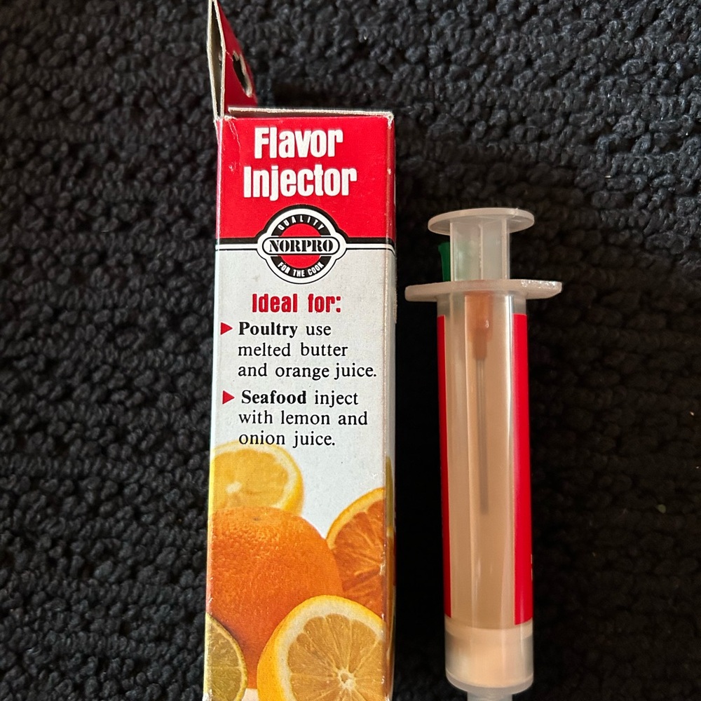 Norpro Flavor Injector - Picture 2 of 3